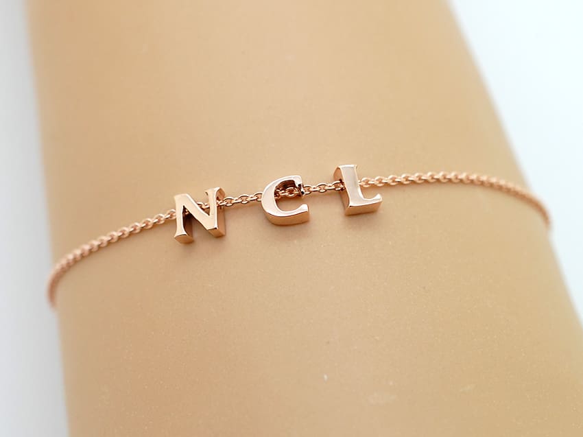 Personalized 14k Gold Letter Name Bracelet, Dainty Single Row Chain 1 2 3 4  5 Letters Bracelet is a Great Gift For Her. Bridesmaid Gift