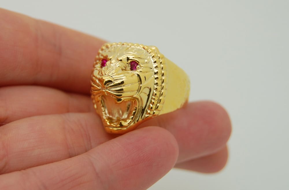 What does a gold lion ring mean? - Questions & Answers | 1stDibs